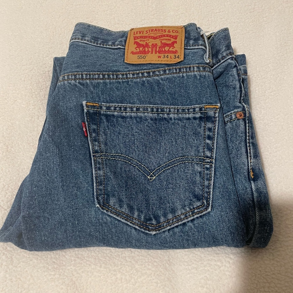 Levi Strauss 550 Blue Jeans 34 x 34